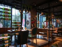 大堂-临界音乐酒馆·小龙虾·江湖菜(华熙LIVE·鱼洞店)