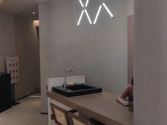 -灸春堂·艾灸·痛症·整脊连锁(之江银泰店)