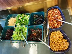 -桔子酒店(深圳东门湖贝地铁站店)