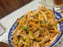 -蜗牛小馆醉乡民谣云南菜(惠新西里店)