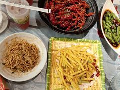 -肥肥虾庄·金牌油焖大虾(东湖欢乐谷店)