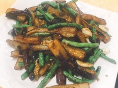 紫苏豆角炒茄子-鸽王世家(东华东路店)