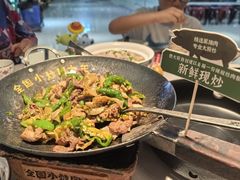 -费大厨辣椒炒肉(黄兴中心广场店)