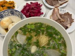 -德元兰州纯汤牛肉面(龙阳路店)