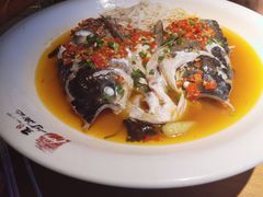 老坛剁椒蒸有机鱼头-举炊·寻湘记·新鲜现炒(临平西子国际店)