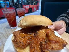 -滋味满屋美食坊(上海街店)