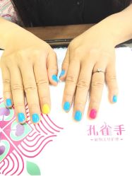 picture-孔雀手美甲美睫护理