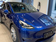 -TESLA 特斯拉(上海太古汇体验店)