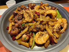 -新佳丽时尚广场