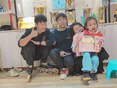 -极致童蒙轮滑运动中心(五环店)