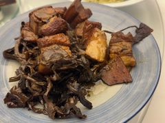 土罐煨花肉-芙蓉凰花园酒楼