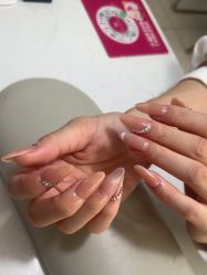 -瞧·享轻奢美甲美睫