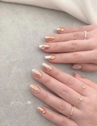 -Momo nail 日系美甲
