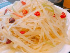 酸辣土豆丝-渝新·干锅鸭头·川菜(总店)