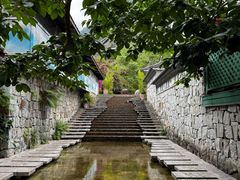 -大理苍山石门关旅游度假区