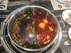 -何鲜菇火锅(大营盘店)