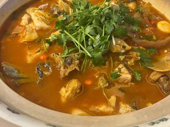 -魏铭鱼头捞饭(晋阳路店)