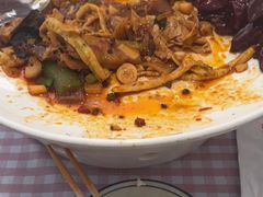 -拿渡·水煮鱼麻辣香锅(王府井奥莱·香江小镇店)
