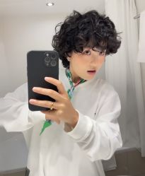 -BULB STUDIO 巴柏明星发型工作室