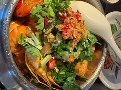 -大头虾越式风味餐厅(光明广场店)