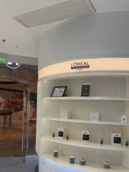 -PE SALON