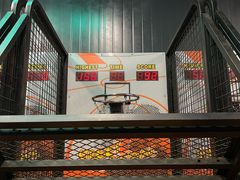 -极限PLAY运动娱乐新世界·团建派对表演休闲馆·室内高空游乐园