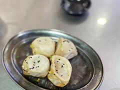 -老上海食惠裡小籠包生煎包