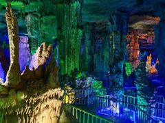 -泰安地下龙宫景区