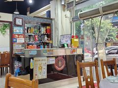 -卢六川汤肉(南方花园店)