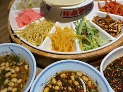 -怪噜范·老贵阳街头名小吃(鸿通城店)