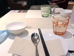 -港丽餐厅(高德置地店)