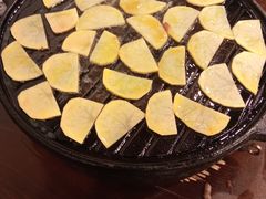-燚店·铁板鱼蛙·烤肉·烤串(北新桥店)