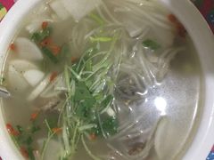 -穆豪麦蒸碗羊羔肉