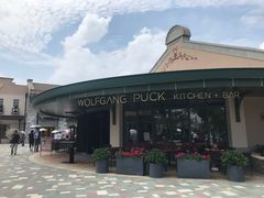 -WOLFGANG PUCK KITCHEN & BAR(迪士尼小镇店)