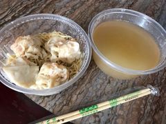 蟹子鲜虾云吞面-兴兴旺·冬瓜盅·啫啫煲(西华路店)