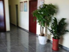 -张钰强中医正骨推拿连锁(唐家人才公寓店)
