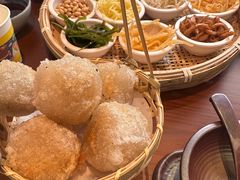 -包整·丝娃娃(一览甲秀楼风景店)