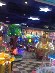 -LuckyStar幸运星家庭娱乐中心(东莞国贸店)
