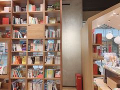 -百新书局(尚悦湾店)