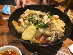 -万记麻辣烫国展总店