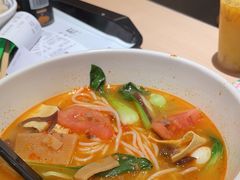 -蒙自源米线大王(东站店)