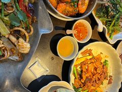 -大头虾越式风味餐厅(光明广场店)