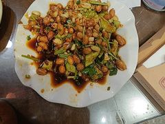 -富正毅三下锅·湘西韵味(天门山索道店)
