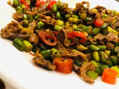 酸辣鸡杂-湘肠香火锅店(团结湖店)