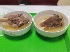 -周震馄饨