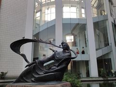 -广州人民艺术中心