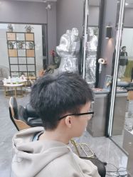 -藤野造型烫染·漂发