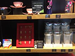 零售区-星巴克臻选(长沙运达中央广场店)