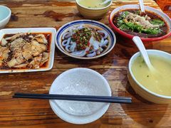 -朱大嘴肥肠血旺(福字街店)