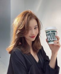 -AYO SALON